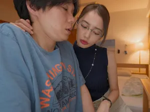 Quảng Châu, Quảng Đông, một con đĩ nhỏ thất lạc lâu ngày trong ký túc xá, đã chặn được một phần bản ghi trò chuyện